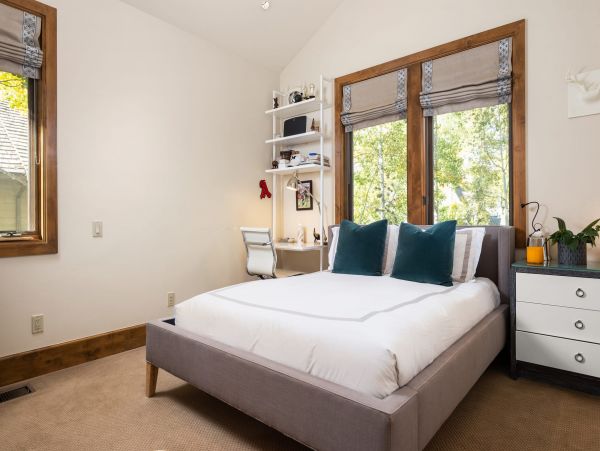 Aspen Home 987606