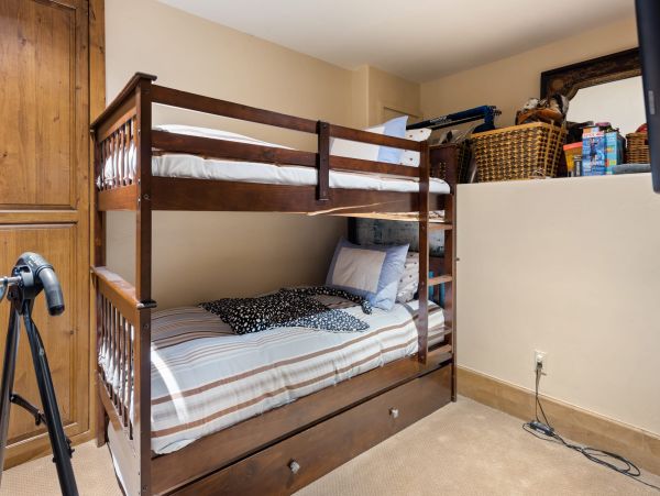 Aspen Home 987606