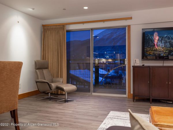 Aspen Home 987609