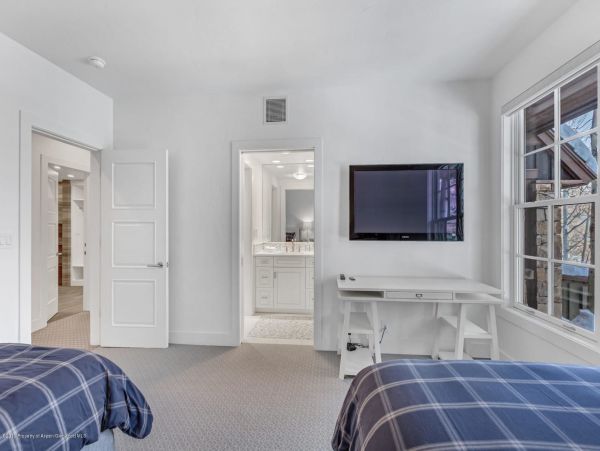 Aspen Home 987615