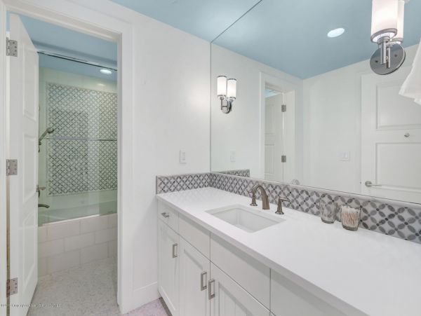 Aspen Home 987615