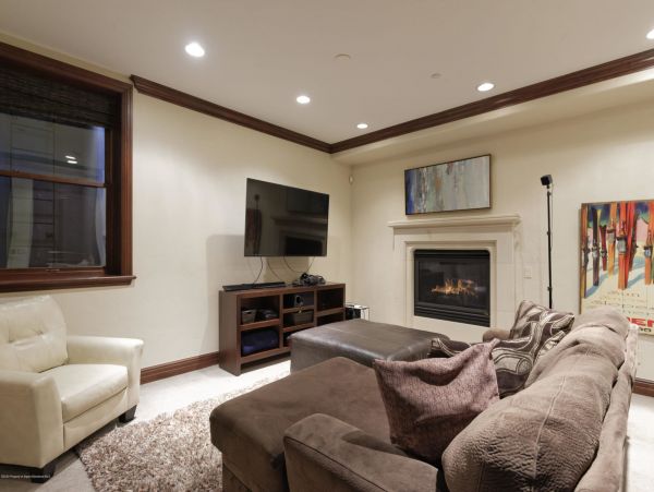 Aspen Home 987620
