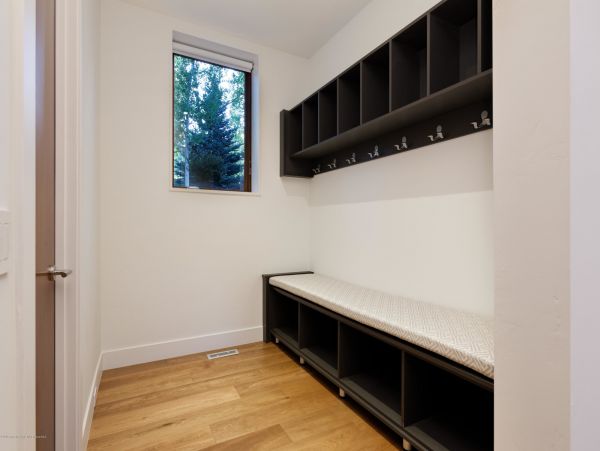 Aspen Home 987622