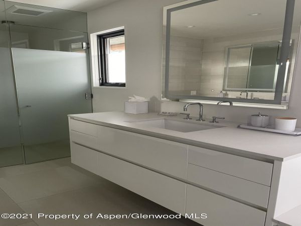 Aspen Home 987624