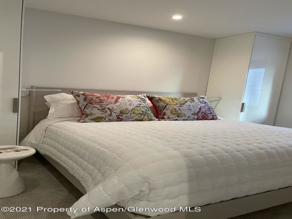 Aspen Home 987624