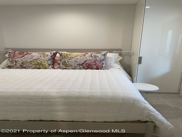 Aspen Home 987624