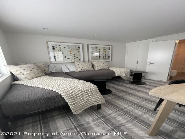 Aspen Home 987624