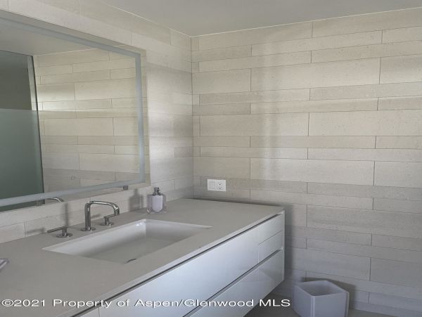 Aspen Home 987624