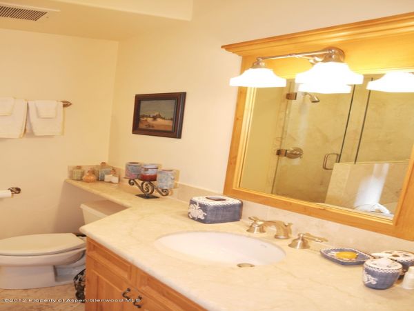Aspen Home 987630