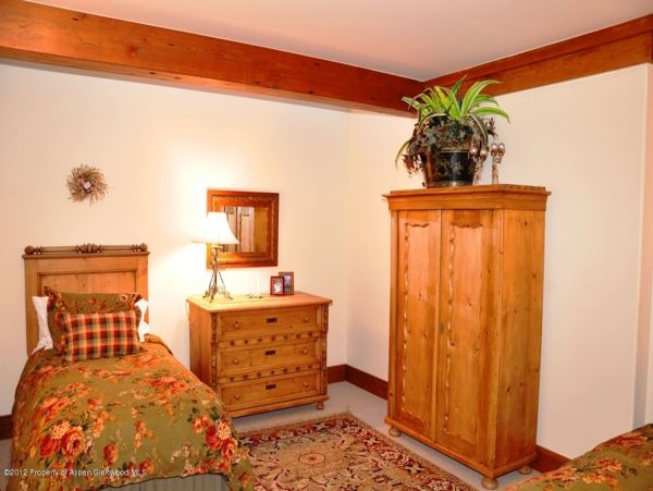 Aspen Home 987630