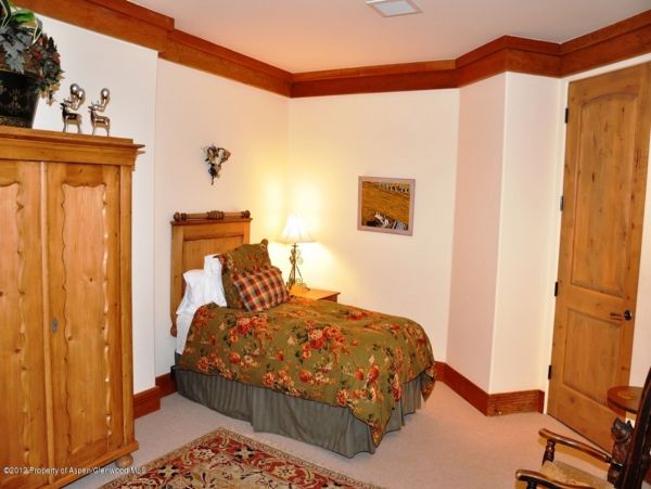 Aspen Home 987630