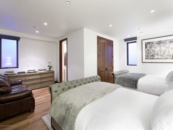 Aspen Home 987632