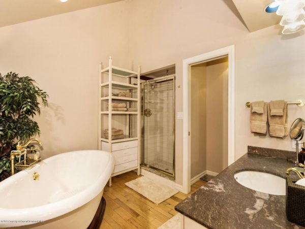 Aspen Home 987642