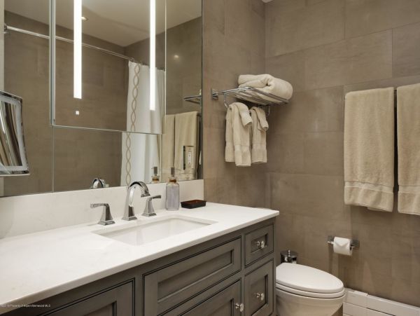 Aspen Home 987642