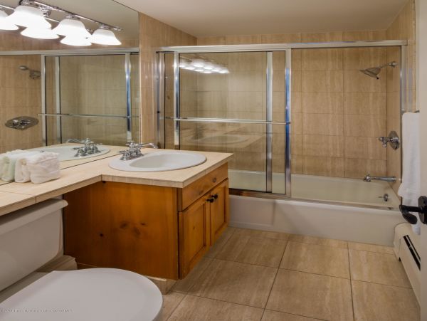 Aspen Home 987645
