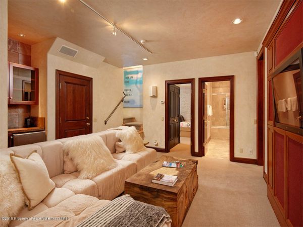 Aspen Home 987650