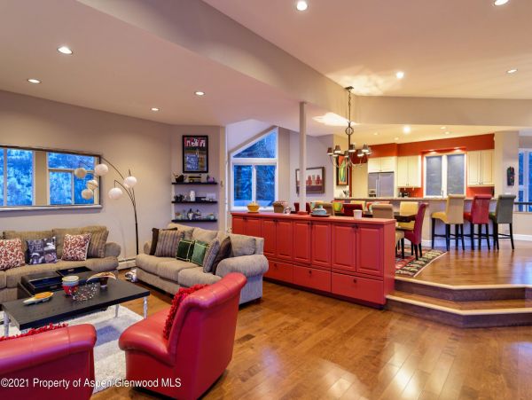 Aspen Home 987653