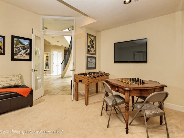 Aspen Home 987653