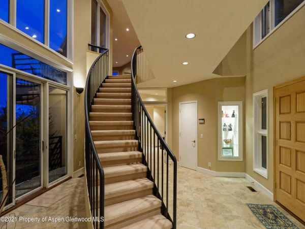 Aspen Home 987653