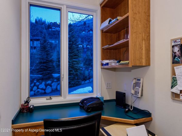 Aspen Home 987653
