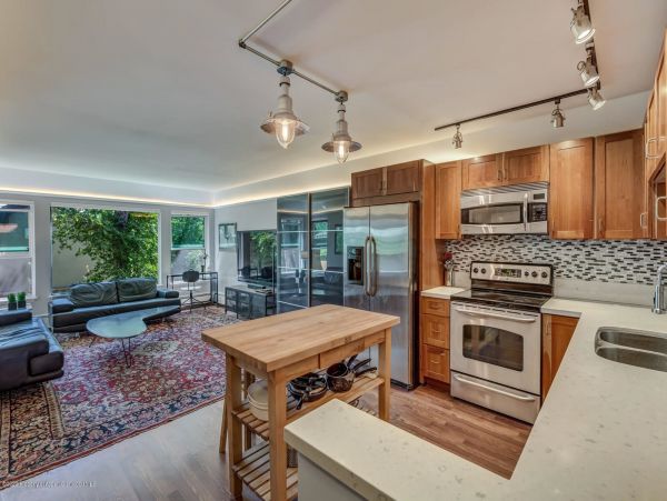 Aspen Home 987656