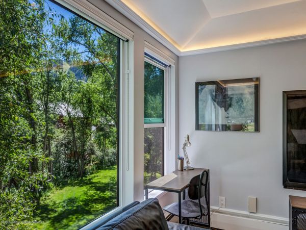 Aspen Home 987656