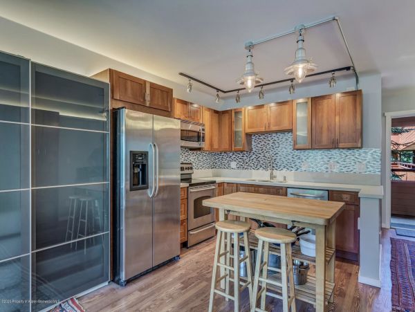 Aspen Home 987656