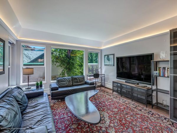 Aspen Home 987656