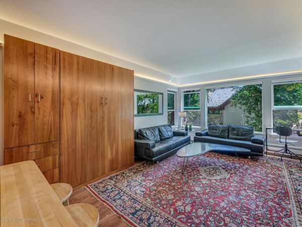 Aspen Home 987656