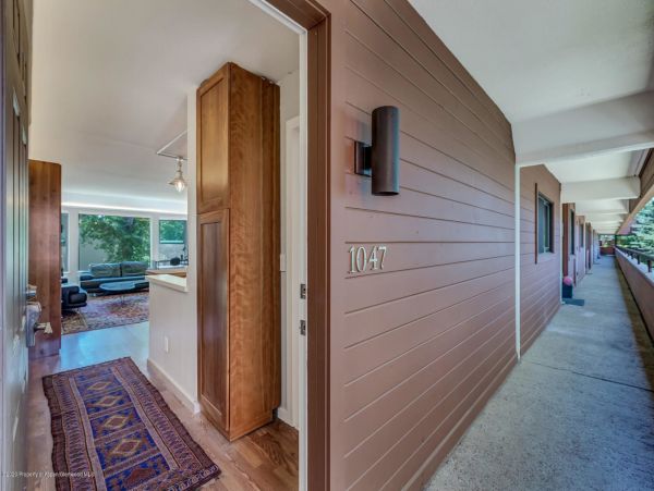 Aspen Home 987656