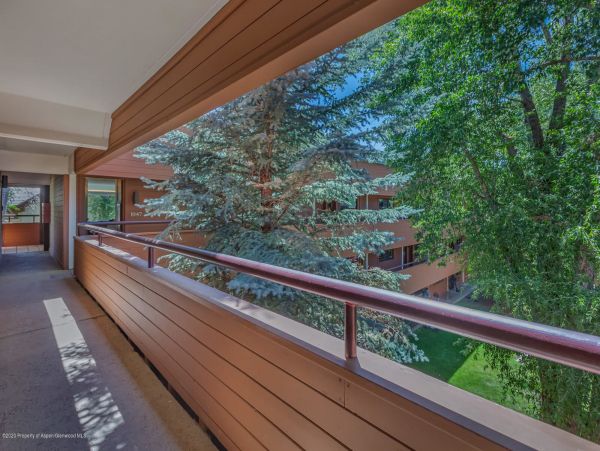 Aspen Home 987656