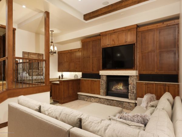 Aspen Home 987657