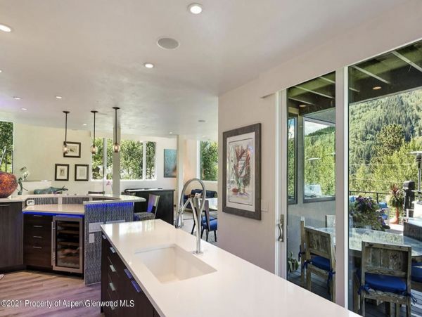 Aspen Home 987658