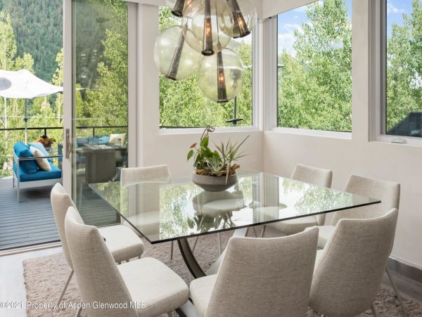 Aspen Home 987658