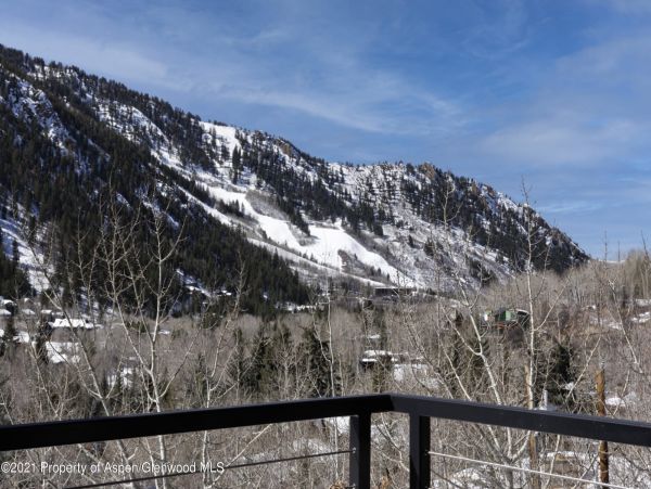 Aspen Home 987658