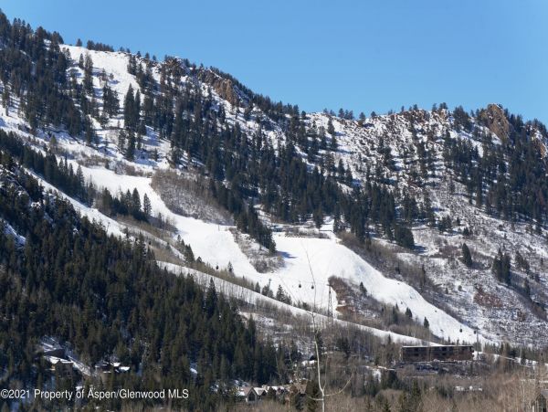 Aspen Home 987658