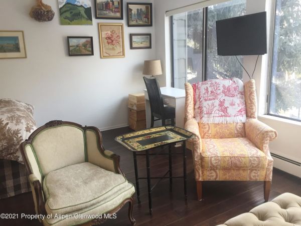 Aspen Home 987659