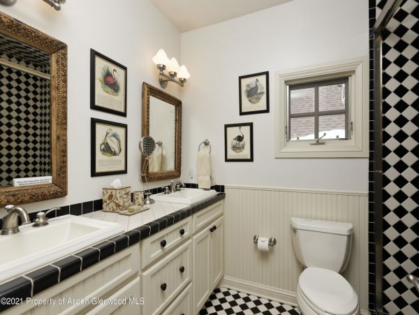 Aspen Home 987663