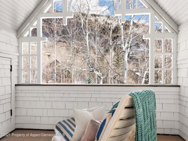 Aspen Home 987663