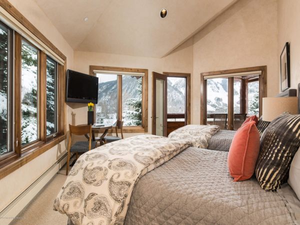 Aspen Home 987665