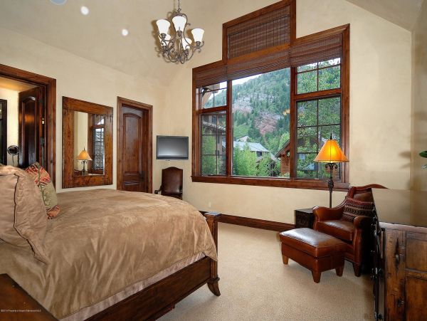 Aspen Home 987667