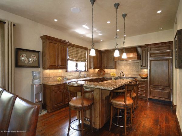 Aspen Home 987667