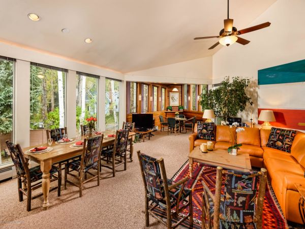 Aspen Home 987669