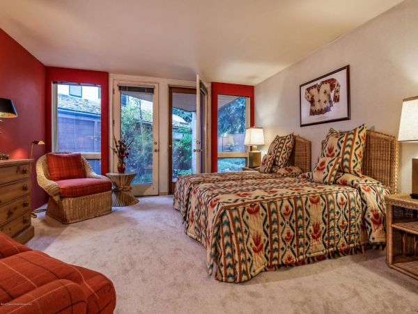 Aspen Home 987669