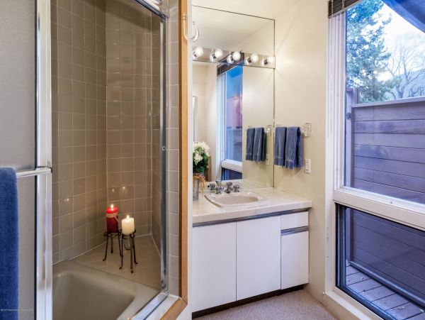 Aspen Home 987669