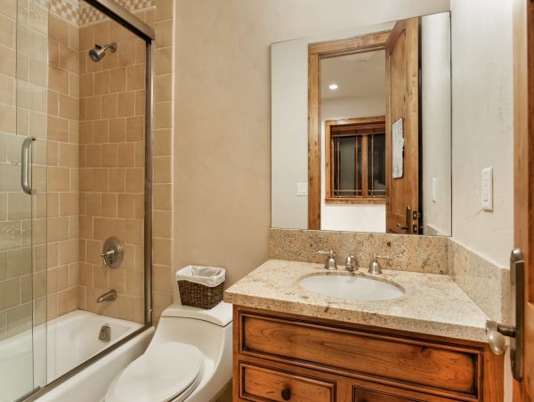 Aspen Home 987671