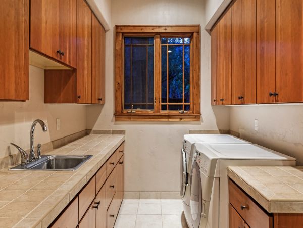 Aspen Home 987671