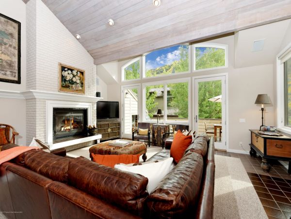 Aspen Home 987672