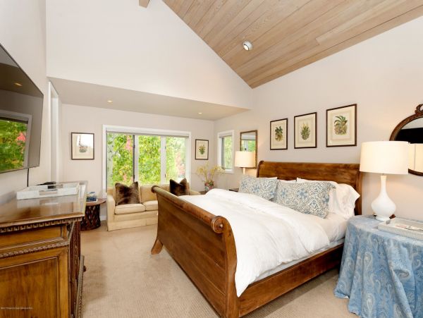 Aspen Home 987672