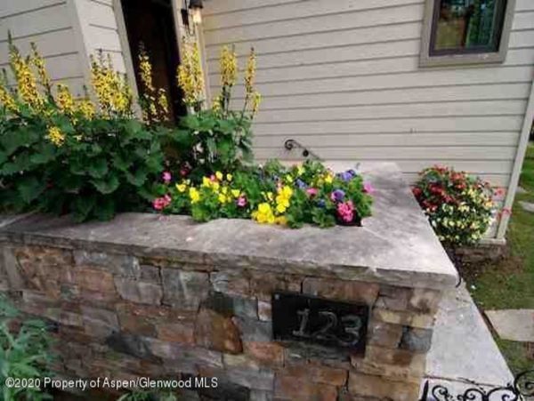 Aspen Home 987672